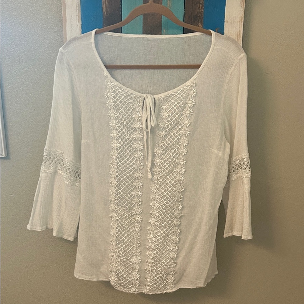 Women’s White Embroidered Boho Tie-Neck Blouse